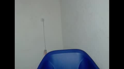 Snapshot of xcreamypussy chatting on January 10, 2:35 am xcreamypussy online show from January 10, 2:35 am