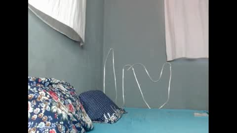 Snapshot of xcreamypussy chatting on February 2, 8:57 am xcreamypussy online show from February 2, 8:57 am