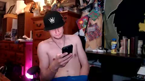 Snapshot of xd808xd chatting on May 3, 2:17 am xd808xd online show from May 3, 2:17 am