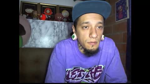 Snapshot of xdantex19 chatting on February 1, 2:15 pm xdantex19 online show from February 1, 2:15 pm