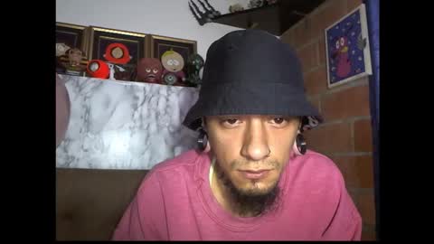 Snapshot of xdantex19 chatting on February 12, 2:45 pm xdantex19 online show from February 12, 2:45 pm