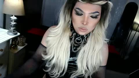 Zhavia online show from October 16, 6:53 pm