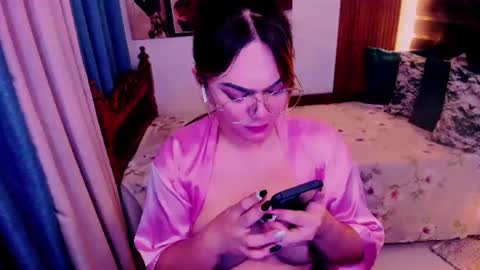 Snapshot of xdirtymistressx chatting on February 25, 6:42 pm XDirtymistressX online show from February 25, 6:42 pm