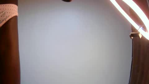 xeenah online show from November 17, 12:55 pm