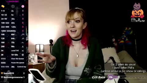 Snapshot of xelliee_rosex chatting on March 9, 8:35 pm EllieeRose online show from March 9, 8:35 pm