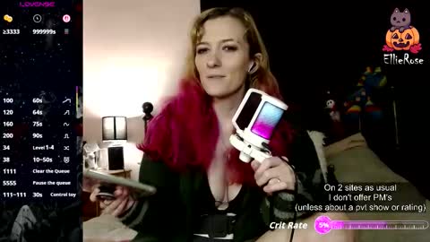 Snapshot of xelliee_rosex chatting on March 13, 4:19 am EllieeRose online show from March 13, 4:19 am