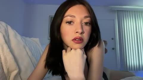 xenadreamx online show from June 21, 8:44 pm