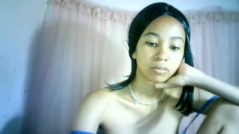 Snapshot of xenna610827 chatting on January 20, 4:12 pm xenna610827 online show from January 20, 4:12 pm