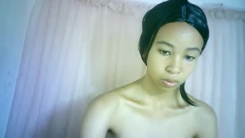 Snapshot of xenna610827 chatting on January 25, 3:20 pm xenna610827 online show from January 25, 3:20 pm