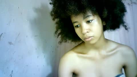 Snapshot of xenna610827 chatting on February 13, 3:46 pm xenna610827 online show from February 13, 3:46 pm