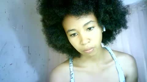 Snapshot of xenna610827 chatting on February 27, 3:37 pm xenna610827 online show from February 27, 3:37 pm