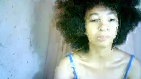 Snapshot of xenna610827 chatting on March 10, 5:00 am xenna610827 online show from March 10, 5:00 am