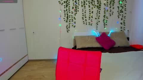 Snapshot of xeva_angelx chatting on March 6, 3:57 am Xeva Angels online show from March 6, 3:57 am