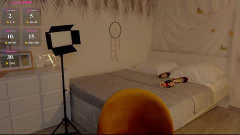 Snapshot of xeva_angelx chatting on June 28, 10:32 am Xeva Angels online show from June 28, 10:32 am