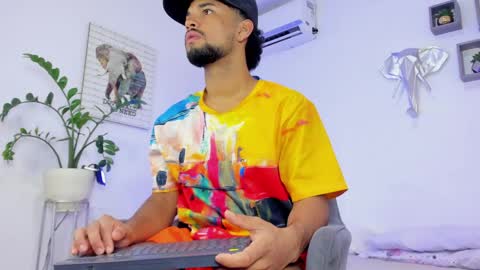 Gambaru online show from May 4, 11:50 am