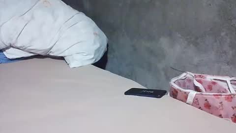 xhotskinny69x online show from September 23, 11:13 am