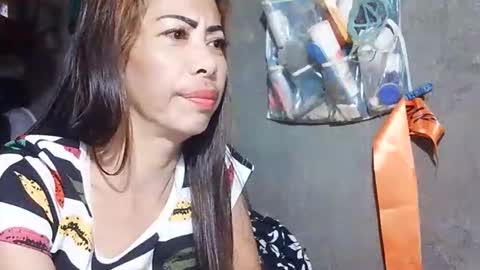 xhotskinny69x online show from April 7, 9:10 am