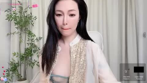 XI online show from May 6, 11:59 am