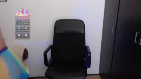 Xia online show from November 9, 10:19 pm