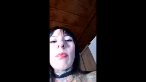   Samara online show from December 1, 9:31 pm