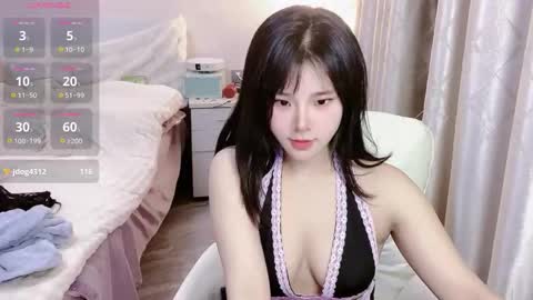 Snapshot of xiaomi_love chatting on February 5, 4:55 pm xiaomi_love online show from February 5, 4:55 pm