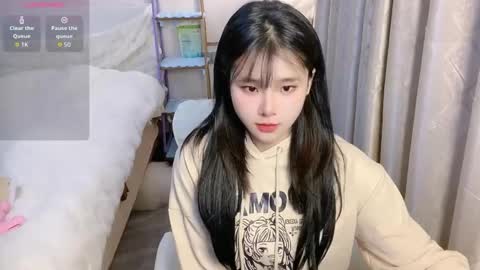 Snapshot of xiaomi_love chatting on February 11, 4:12 pm xiaomi_love online show from February 11, 4:12 pm