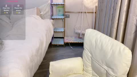 Snapshot of xiaomi_love chatting on February 12, 7:47 am xiaomi_love online show from February 12, 7:47 am