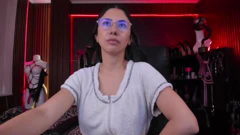 XiaQueen   I M online show from October 27, 11:47 am