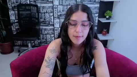  xiiomara online show from August 1, 11:47 pm