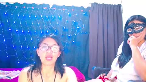 Snapshot of xime_collin77 chatting on December 14, 5:07 am Mistress Ana and Slave Ximena online show from December 14, 5:07 am