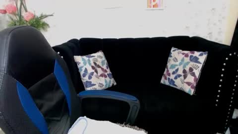 Snapshot of ximena_bunny chatting on March 7, 10:54 pm XIME online show from March 7, 10:54 pm