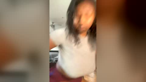 Ximora online show from April 27, 1:09 pm