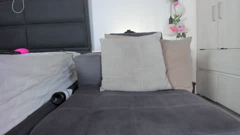 ximtia online show from January 28, 6:49 pm