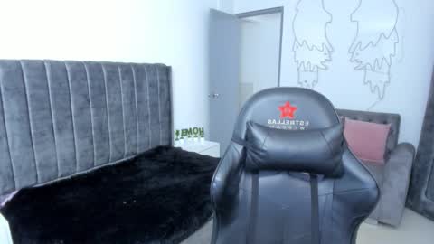 xiomara_cortes online show from October 13, 7:14 pm