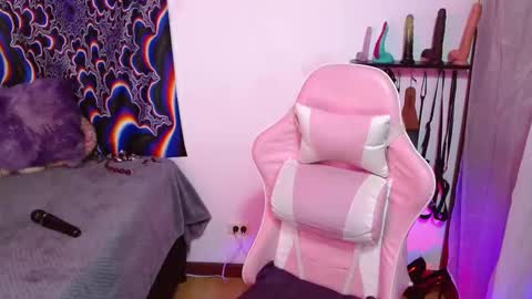 xizette online show from October 14, 5:47 pm