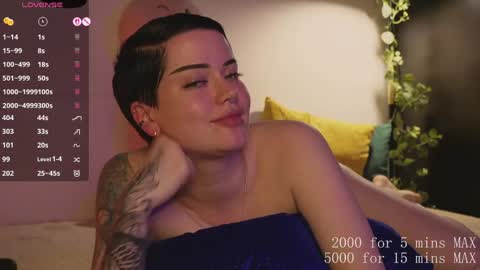    online show from April 15, 8:53 pm