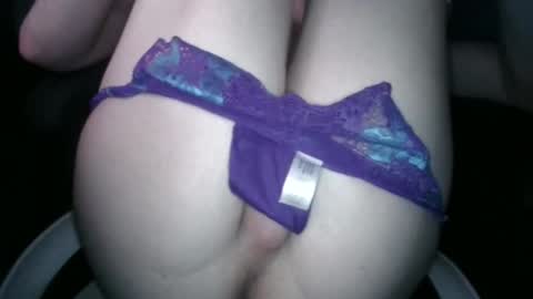 Snapshot of xl4201 chatting on March 23, 4:27 am Mangofruitjerky online show from March 23, 4:27 am