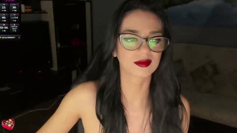 Lara online show from January 18, 10:28 pm