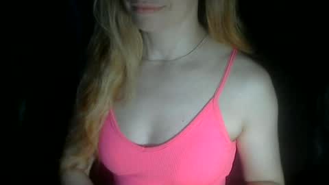 xlorax77703 online show from June 25, 1:49 am