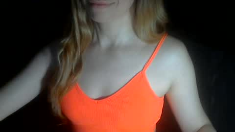 xlorax77703 online show from July 5, 1:23 am