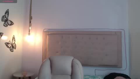 lunna online show from February 9, 4:07 pm