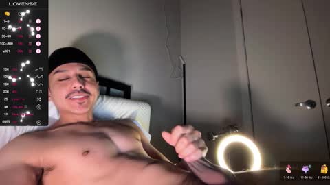 xmomentumx online show from December 4, 4:33 am