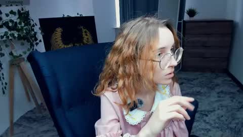 Snapshot of xo_lil_dream chatting on September 26, 7:01 am Kylie online show from September 26, 7:01 am