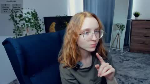 Snapshot of xo_lil_dream chatting on October 9, 7:50 am Kylie online show from October 9, 7:50 am