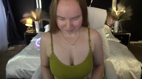 Monica online show from November 13, 7:18 am