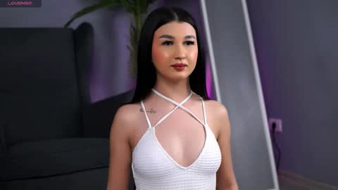 Snapshot of xoaidenxo chatting on January 12, 3:28 pm Andreea online show from January 12, 3:28 pm