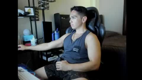 xoalejandroxo6 online show from June 9, 10:10 pm