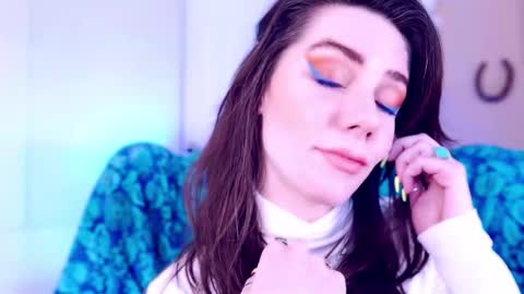 Bella Bondai online show from March 25, 8:15 pm