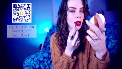 Bella Bondai online show from May 10, 8:52 am