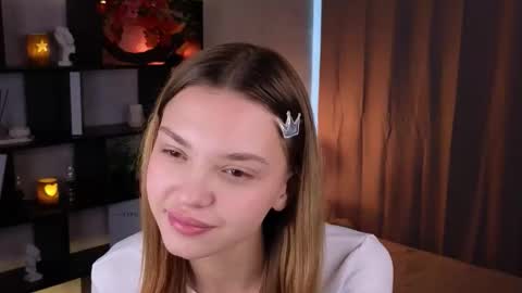 Snapshot of xolidaygirl chatting on October 31, 6:14 am Sydney online show from October 31, 6:14 am